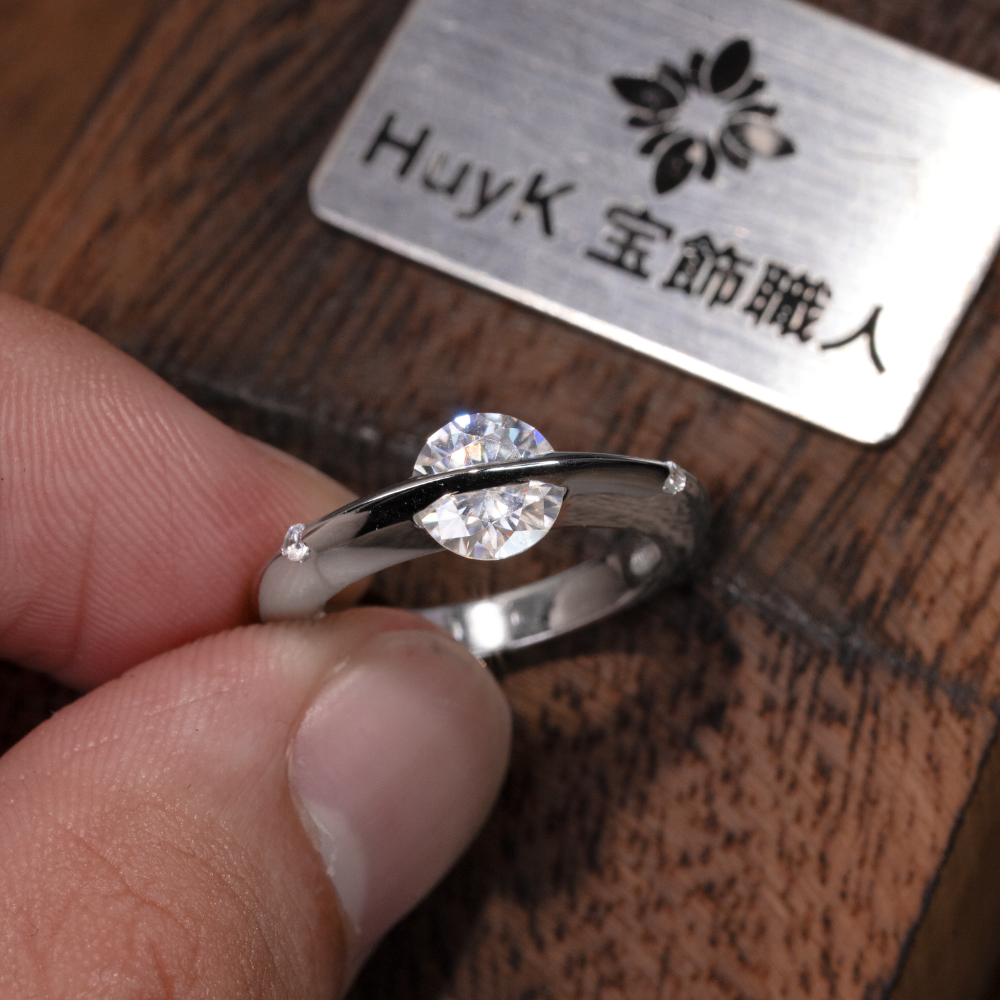 モアッサナイト石をあしらった回転惑星リング  – S925 - N001347